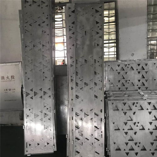 白色鋁單板吊頂廠家直營價格優(yōu)勢與選購指南